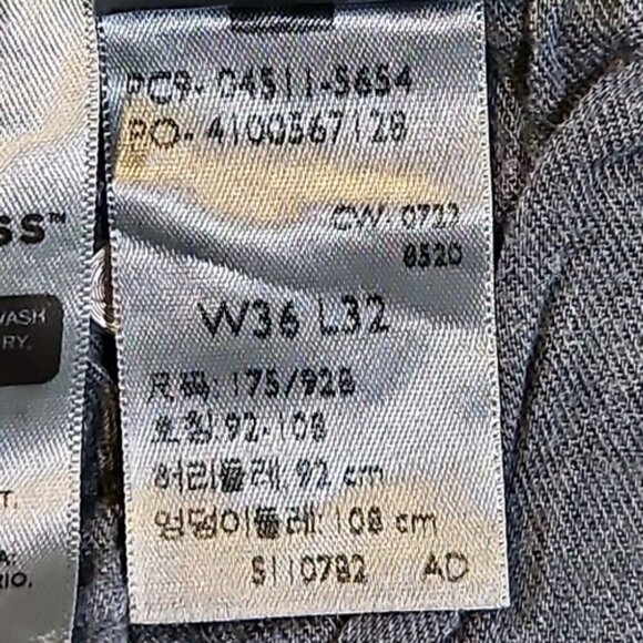 Levi's Jeans Men's W36 L32 Dark Slate Blue Tapered Leg Stretch PC9-04511-5654 - Picture 6 of 16